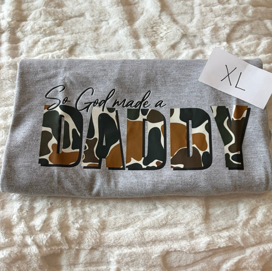 REGULAR (GILDAN/TULTEX) TEE - XL - DESTASH