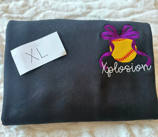 (GILDAN/JERZEES) SWEATSHIRT EMBROIDERED - XL - DESTASH