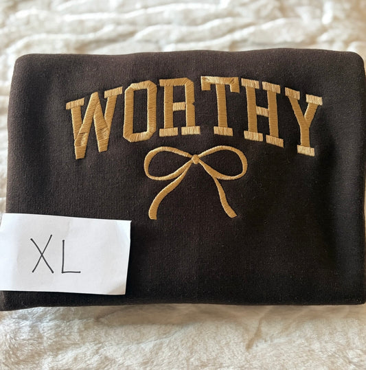 (GILDAN/JERZEES) SWEATSHIRT EMBROIDERED - XL - DESTASH