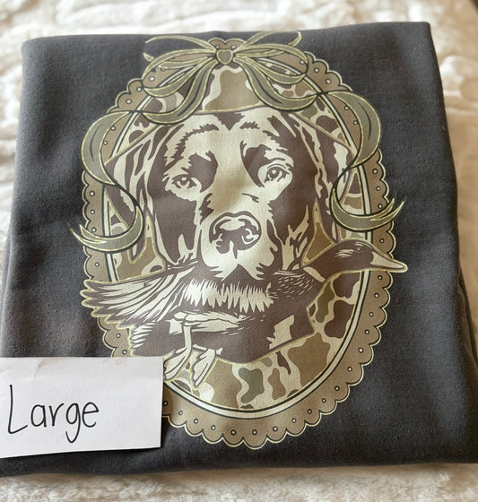 (GILDAN/JERZEES) SWEATSHIRT - LARGE - DESTASH