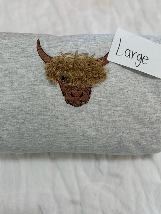 (GILDAN/JERZEES) EMBROIDERED SWEATSHIRT - LARGE - DESTASH