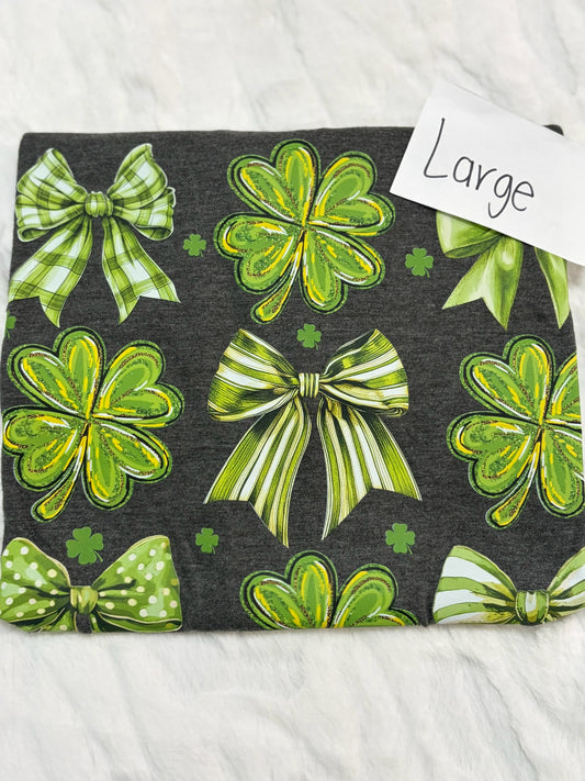 (GILDAN/TULTEX) TEE - LARGE - DESTASH