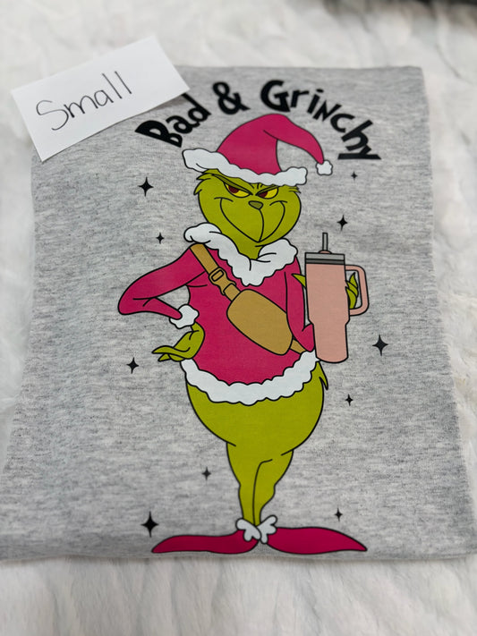 (GILDAN/JERZEES) SWEATSHIRT - SMALL - DESTASH