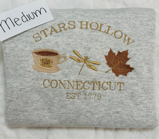 (GILDAN/JERZEES) EMBROIDERED SWEATSHIRT - MEDIUM - DESTASH